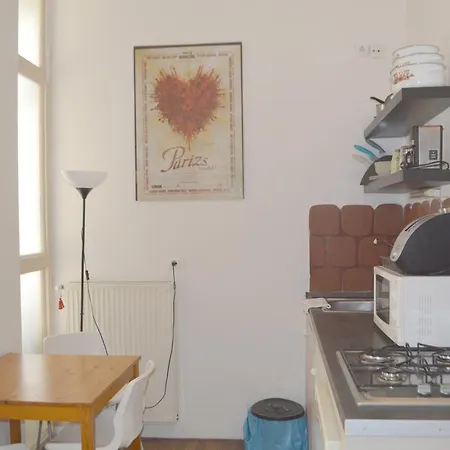 Castle View Apartment *